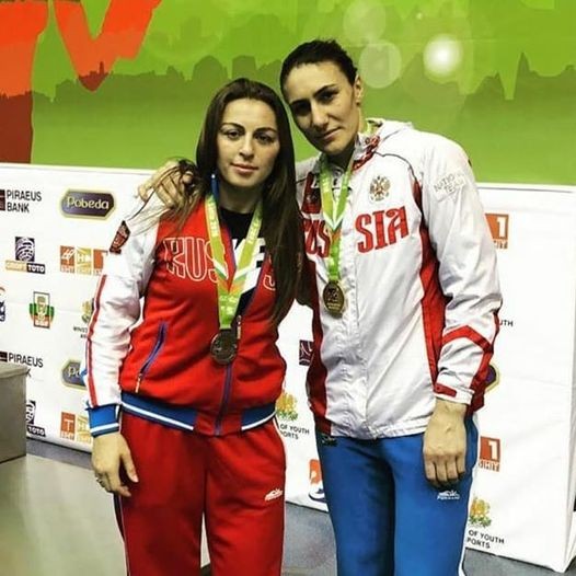 Две золотые медали женского бокса