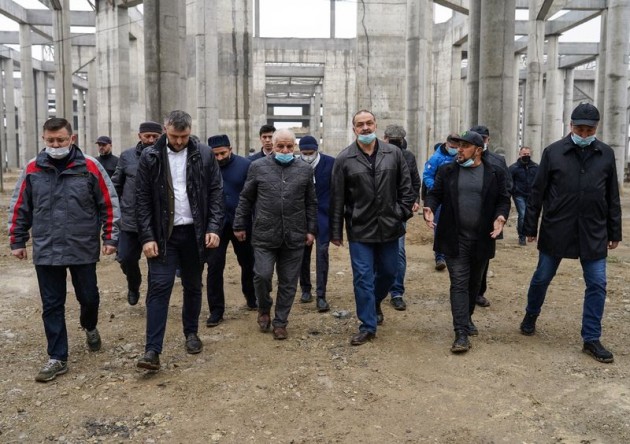 Врио Главы РД в рамках рабочего визита осмотрел несколько объектов  в столице Дагестана.