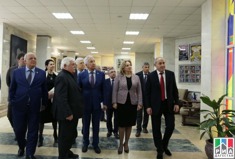  Владимир Васильев принял участие в торжественном открытии Даргинского государственного музыкально-драматического театра им. Омарла Батырая