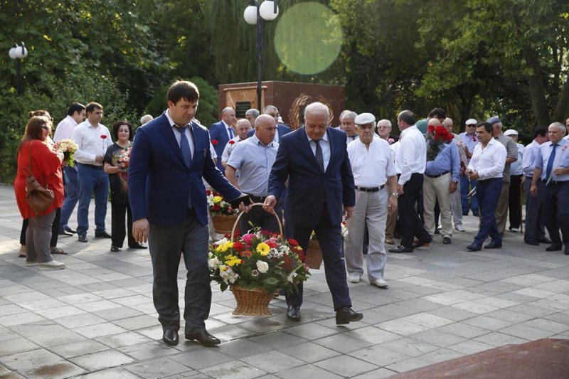 110 лет со дня рождения видного политического и общественного деятеля, председателя Президиума Верховного Совета Дагестанской АССР Абдурахмана Даниялова.