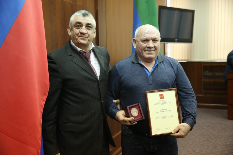Газимагомед Ахмедов - серебряный призер чемпионата мира по самбо среди ветеранов в Греции 