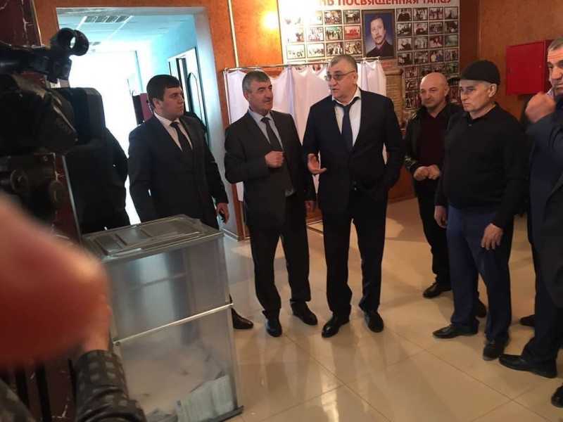 Магомед Юсупович проголосовал за одного из кандидатов в Президенты России