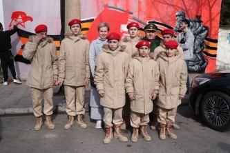 «Граффити Победы» в рамках акции  в честь 75-летия победы в ВОВ, на улице Пушкина теперь нарисован дагестанец  Абдулхаким Исмаилов, водрузивший  знамя Победы над Рейхстагом». 