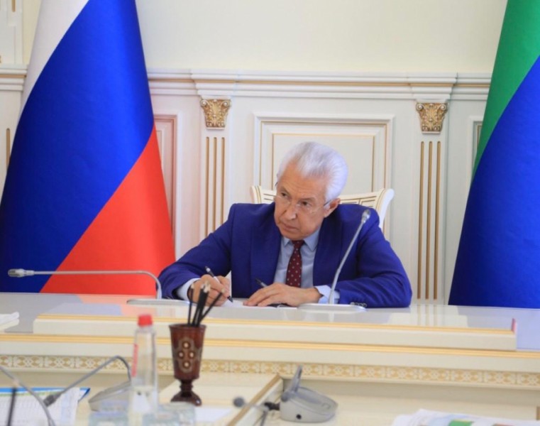 Глава Дагестана провел совещание по вопросам развития строительной сферы 