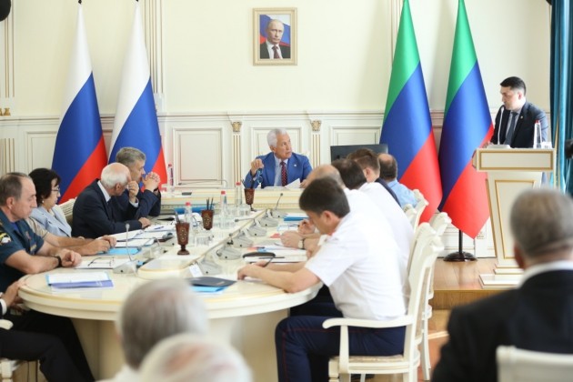 Противодействие экстремизму  в РФ до 2025 года, обсудили на координационном  совещании в РД, под руководством Владимира Васильева. 
