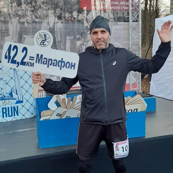 Дагестанец Максим Дадашев - участник марафонского забега