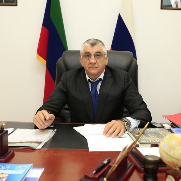 Магомед Магомедов выразил  соболезнования родным близким погибшего в Московской области дагестанца Сулли Юнусилау