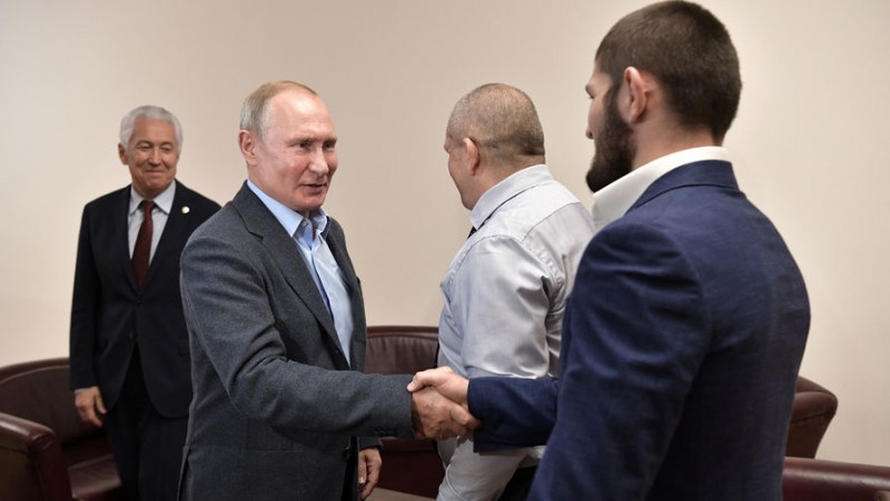Владимир Путин поздравил Хабиба Нурмагомедова,  с блестящей победой .