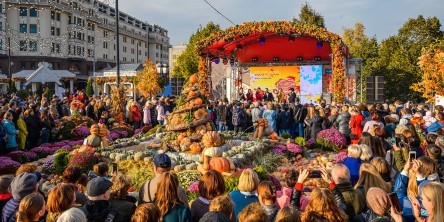 На Национальном гастрономическом фестивале в Москве Дагестан представляет баранину, урбеч, натуральные соки и чаи