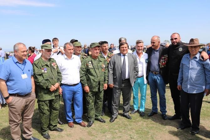 "В единстве наша сила!" В Казбековском районе республики, пройдут  праздничные мероприятия в честь 20-летия разгрома международных террористов в Дагестане. 