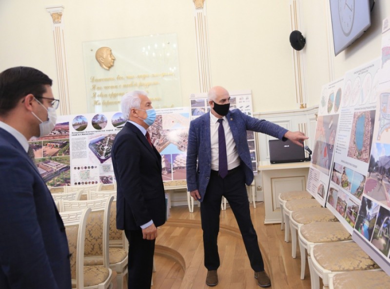Совет при Главе Дагестана по развитию градостроительства рассмотрел ход реализации пилотного проекта по развитию малоэтажной застройки