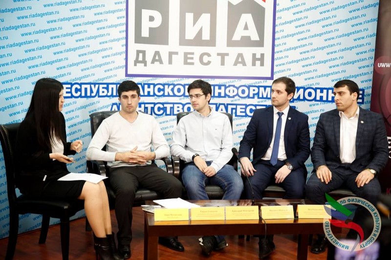 Итоги семинара практикума для волонтеров Чемпионата Европы по спортивной борьбе 2018 и как проходит подготовка волонтеров к международному спортивному соревнованию, рассказали сегодня на прошедшей в информагентстве "Дагестан" пресс-конференции.