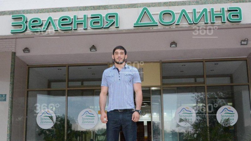 Спортсмен Магомед Джаватханов потушил автобус в Краснодарском крае 