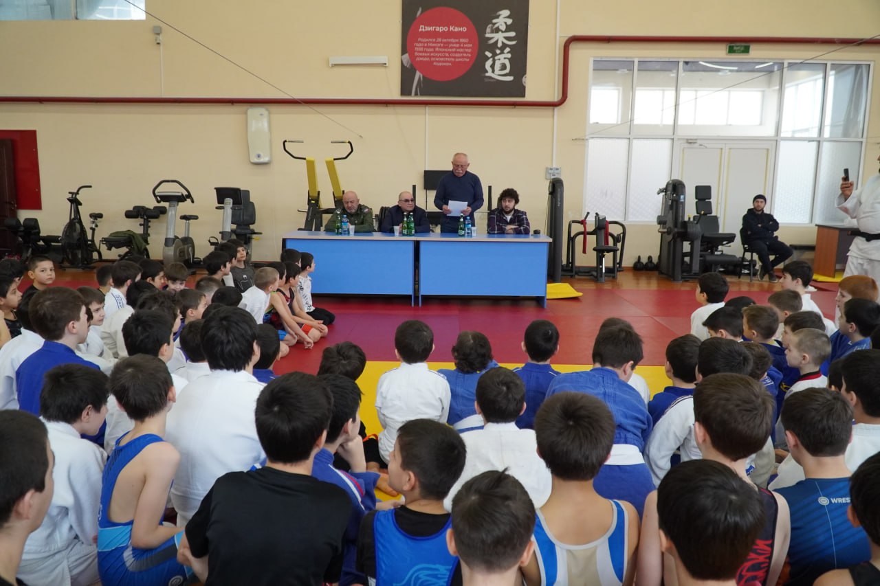 Информационно-просветительское мероприятие для учащихся СШОР им. А. Алиева