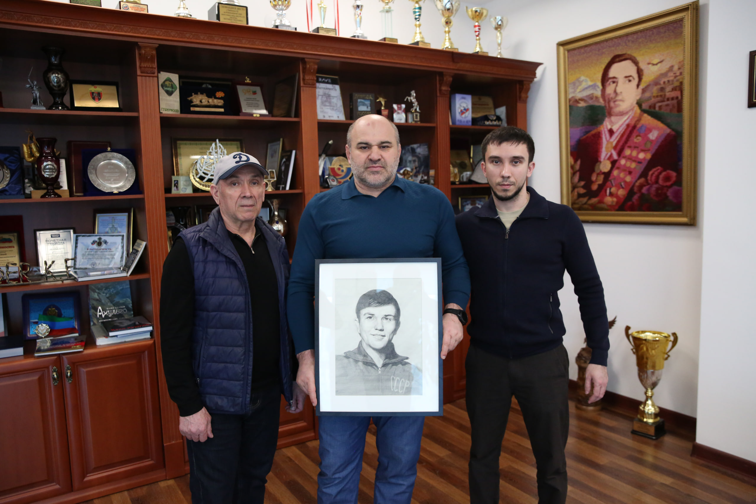 Сажид Сажидов провел встречу с руководителем художественного проекта «Живой карандаш» Гамидом Алибековым