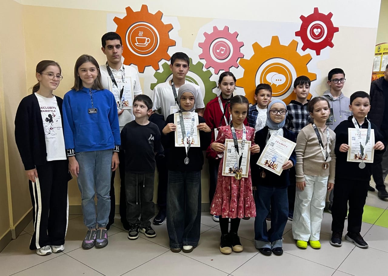 Дагестанские шахматисты - чемпионы Первенства СКФО