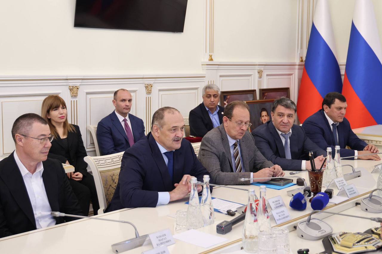 Ислам Махачев награждён медалью «За заслуги в области физической культуры и спорта»