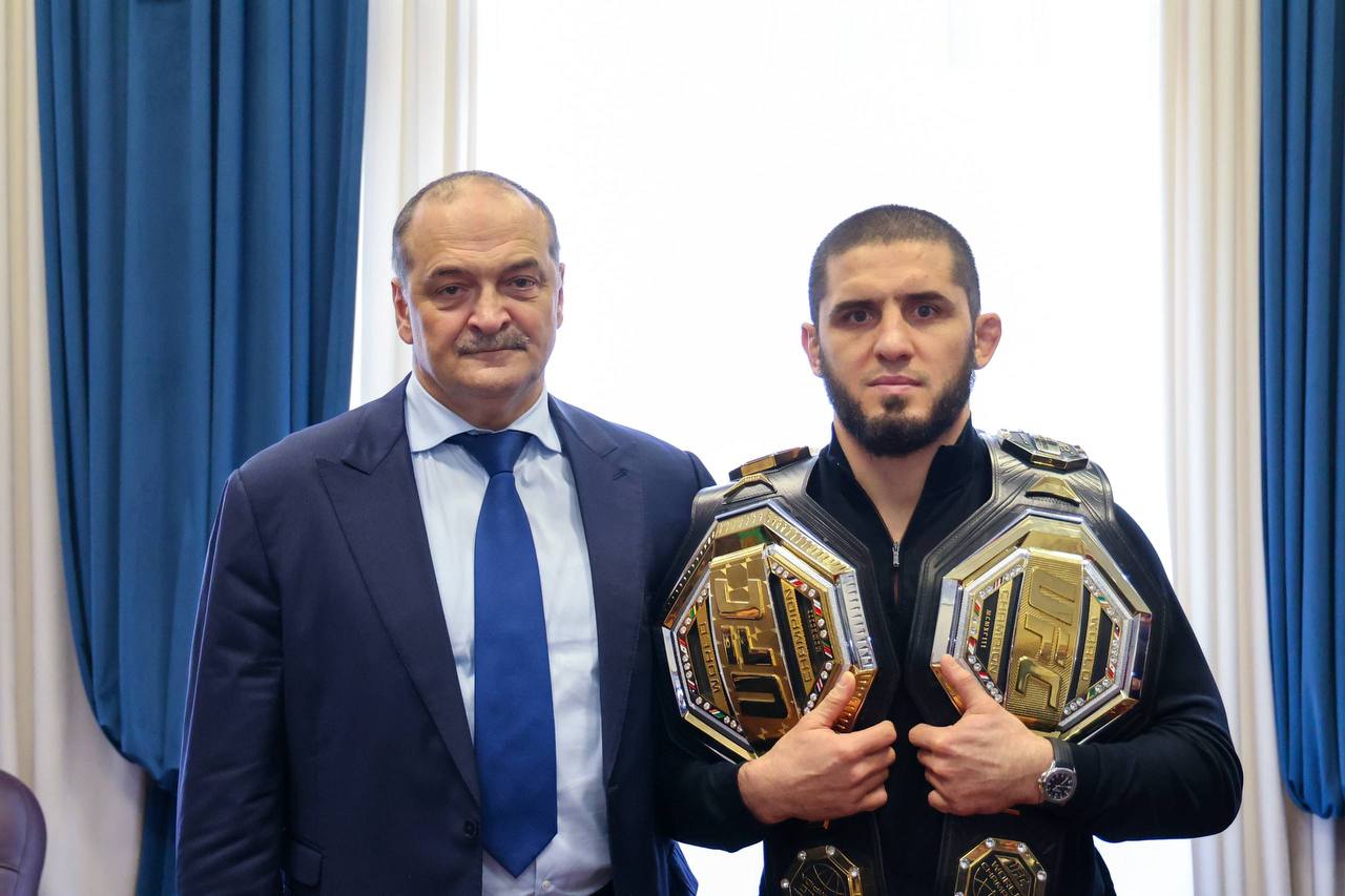 Ислам Махачев награждён медалью «За заслуги в области физической культуры и спорта»