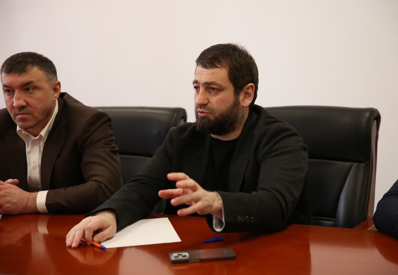 Крупный международный турнир по профессиональному боксу запланирован в Махачкале на 10 мая