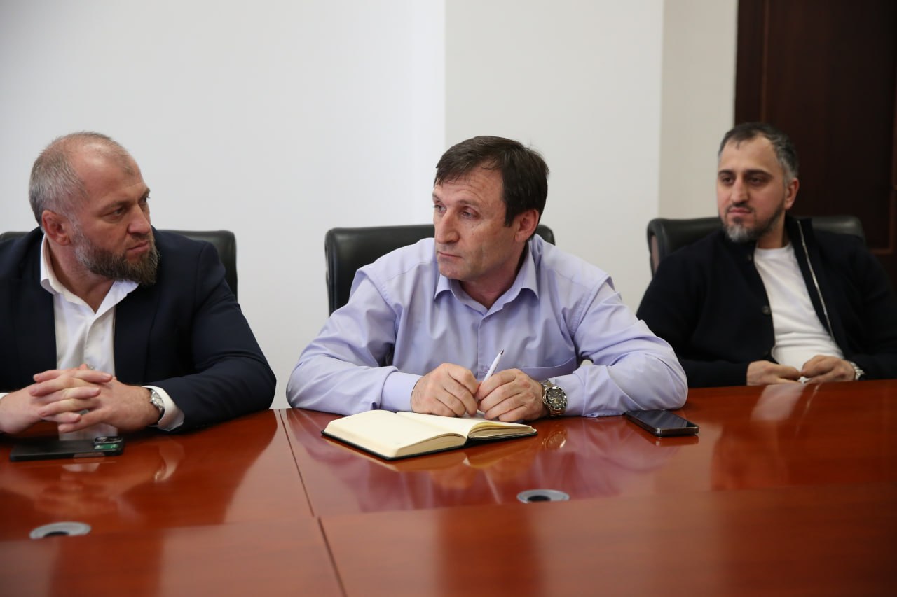 Крупный международный турнир по профессиональному боксу запланирован в Махачкале на 10 мая