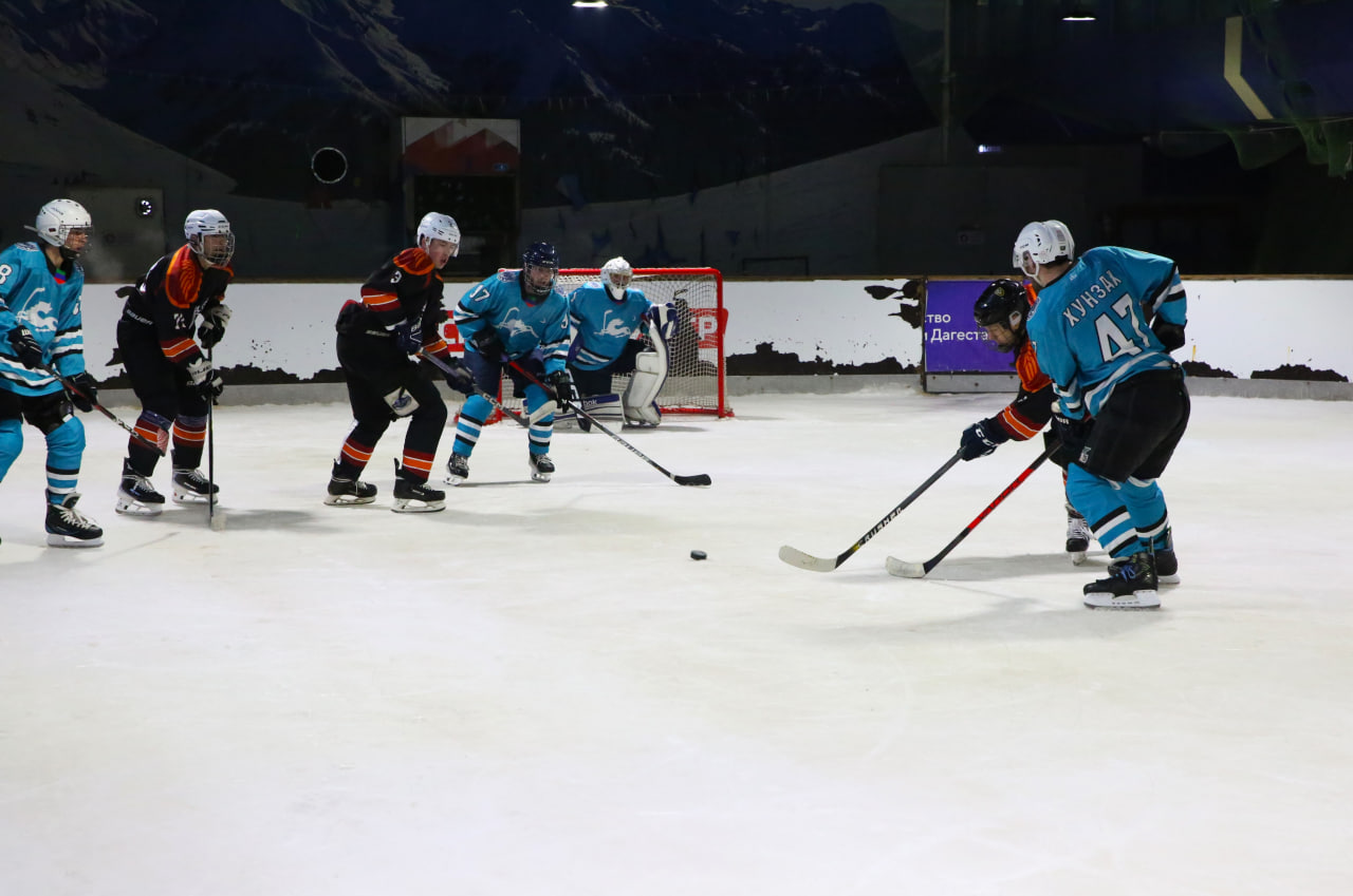 В Махачкале прошел Кубок Дагестана по хоккею с шайбой